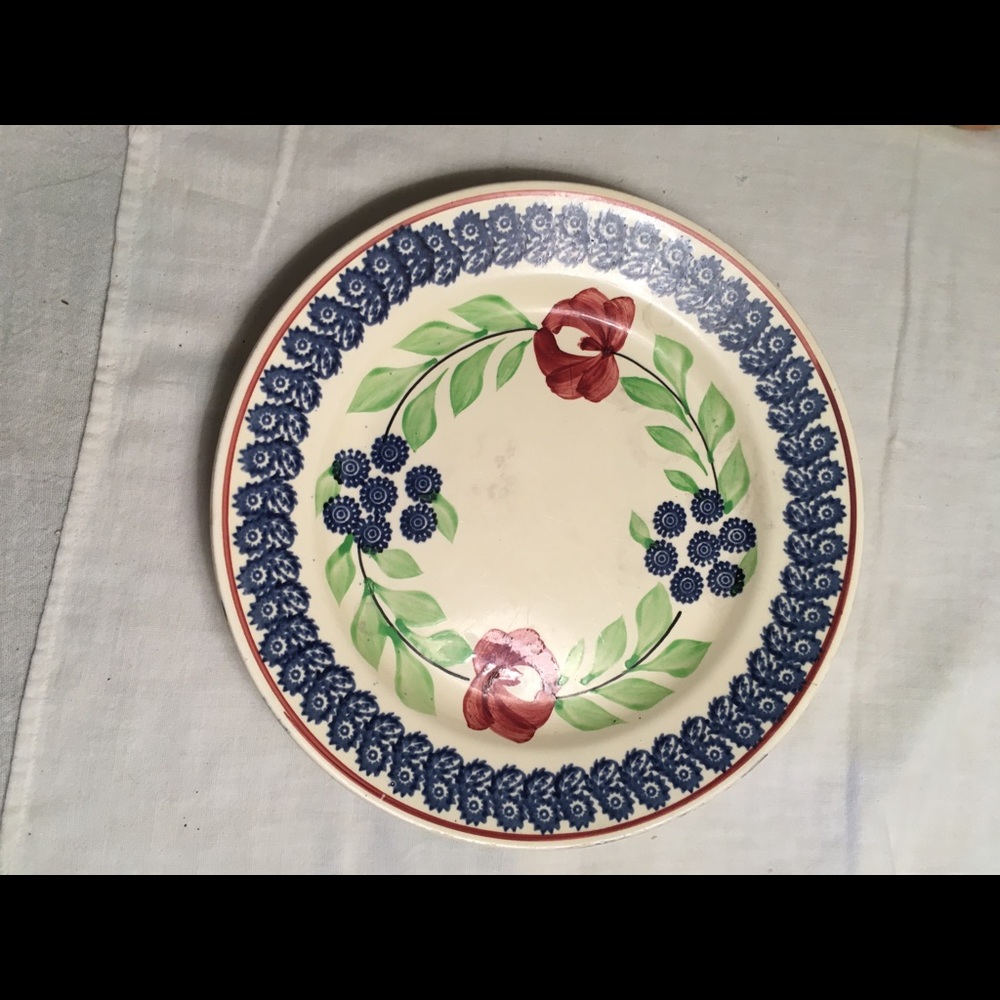Flowered plate - Picture 2 of 3